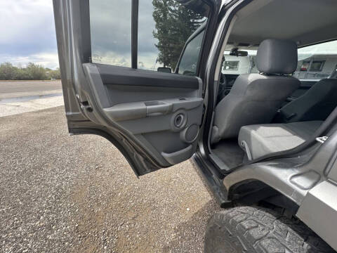 2007 Jeep Commander Sport