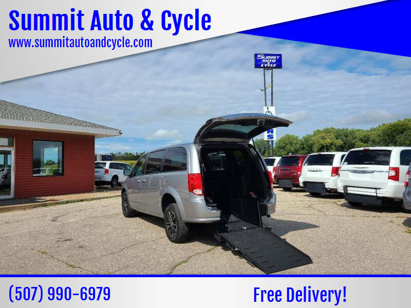 2019 Dodge Grand Caravan for sale at Summit Auto & Cycle in Zumbrota MN