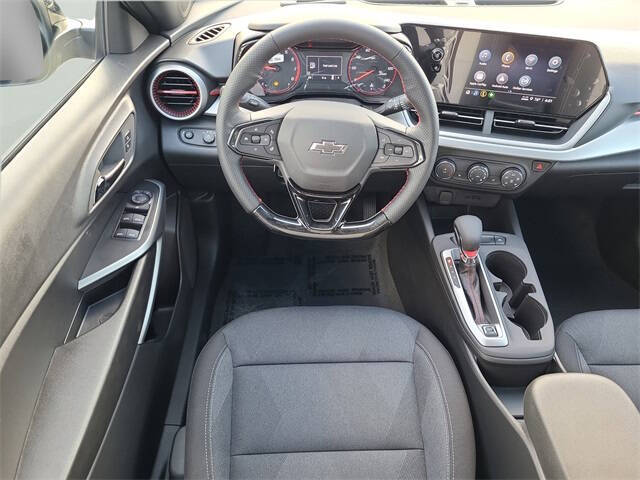 2026 Chevrolet Trax RS