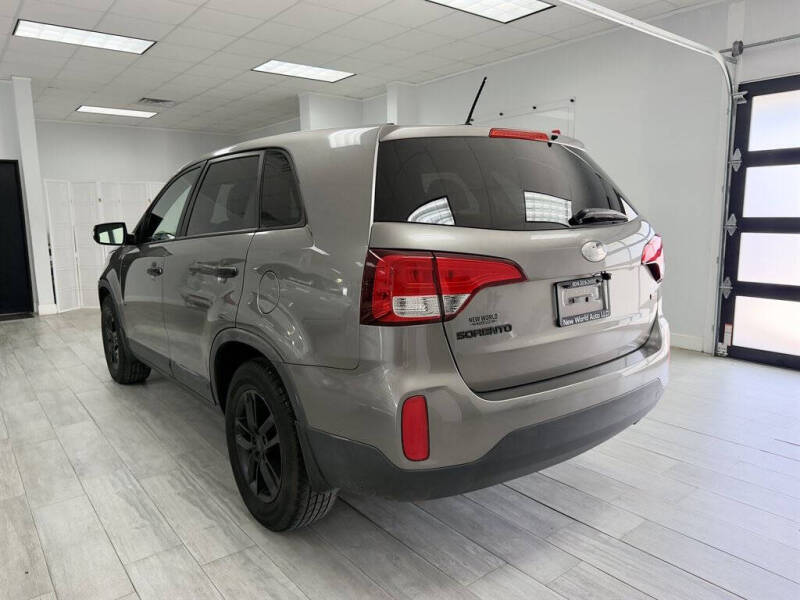 2015 Kia Sorento LX