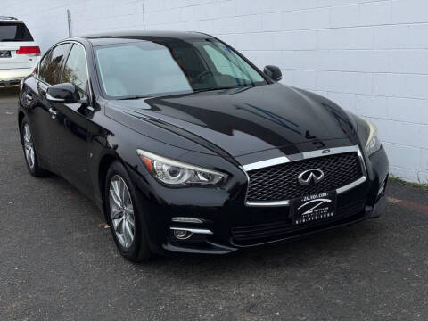 2015 Infiniti Q50 Premium