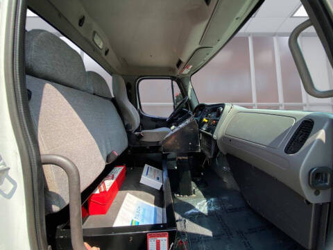 2015 Freightliner 108 SD