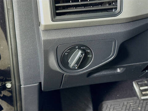 2021 Volkswagen Atlas Cross Sport V6 SE R-Line