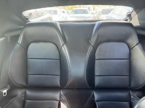 2017 Ford Mustang EcoBoost Premium