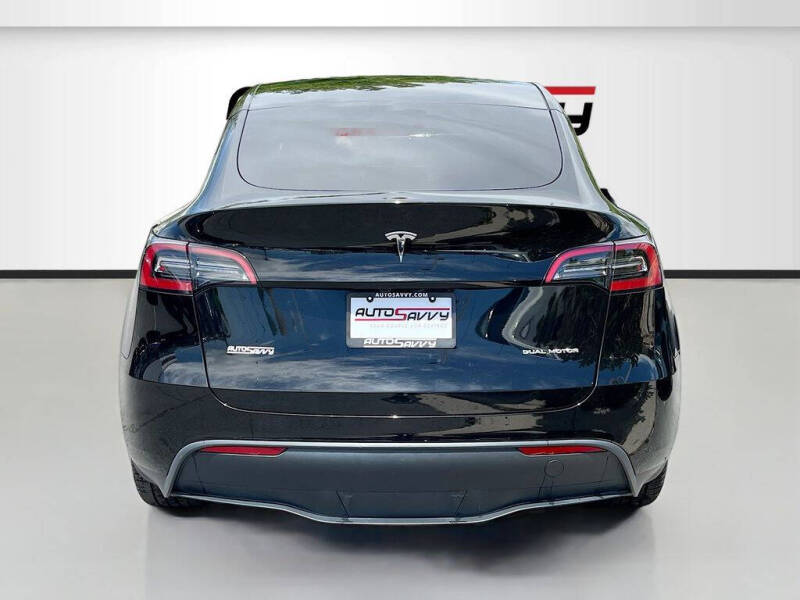 2024 Tesla Model Y Long Range