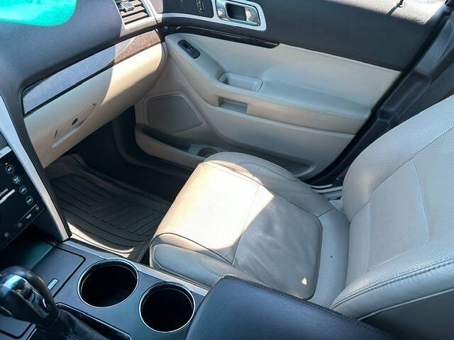 2011 Ford Explorer Limited
