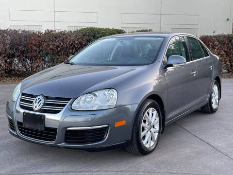 2010 Volkswagen Jetta for sale at Auto Starlight in Dallas TX