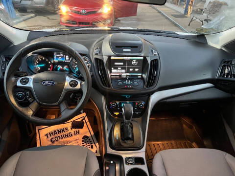 2015 Ford Escape SE