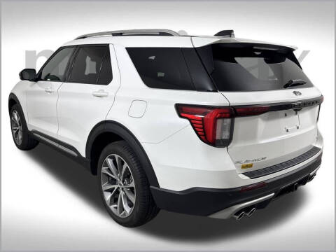 2025 Ford Explorer Platinum
