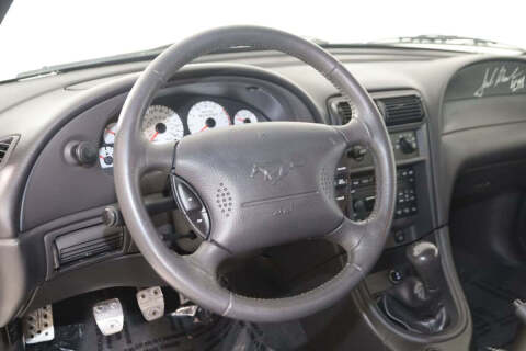 2002 Ford Mustang GT Deluxe