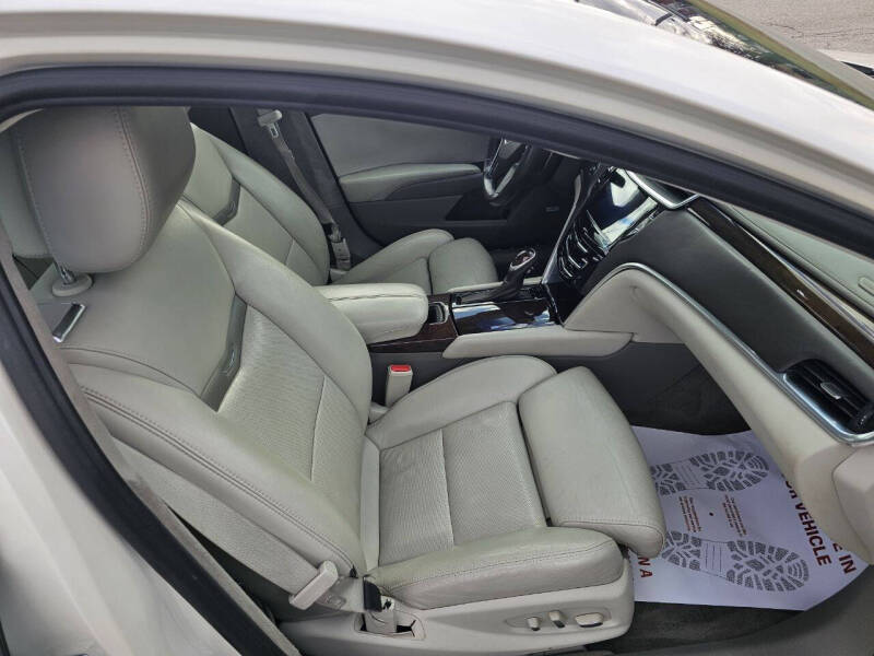 2014 Cadillac XTS Platinum Vsport