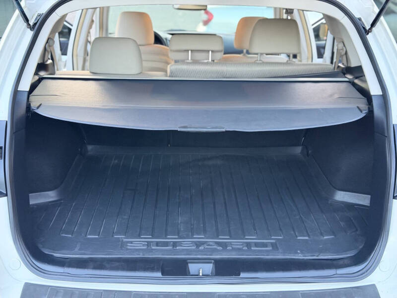 2012 Subaru Outback 2.5i Premium