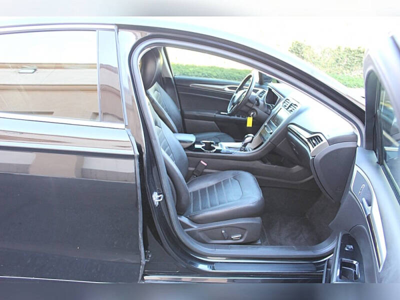 2014 Ford Fusion Energi SE