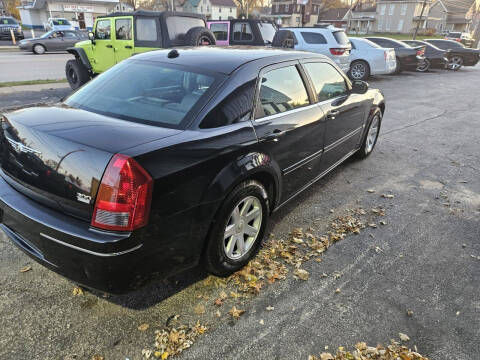 2005 Chrysler 300 Touring