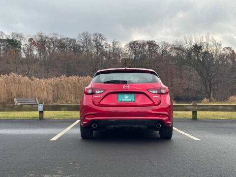 2018 Mazda MAZDA3 Touring