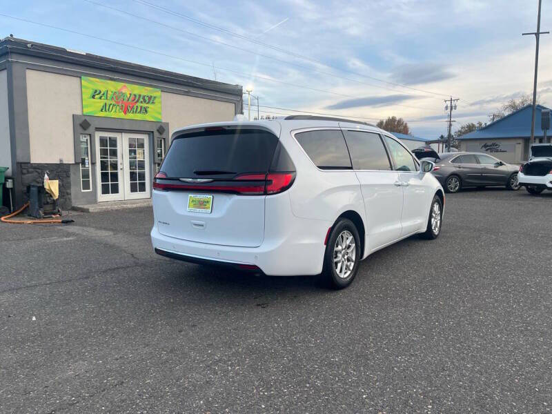 2022 Chrysler Pacifica Touring L