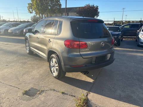 2014 Volkswagen Tiguan S