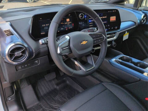 2026 Chevrolet Equinox EV LT 2