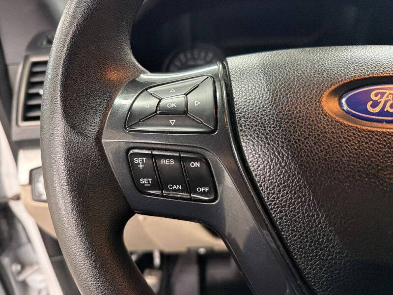 2019 Ford Explorer