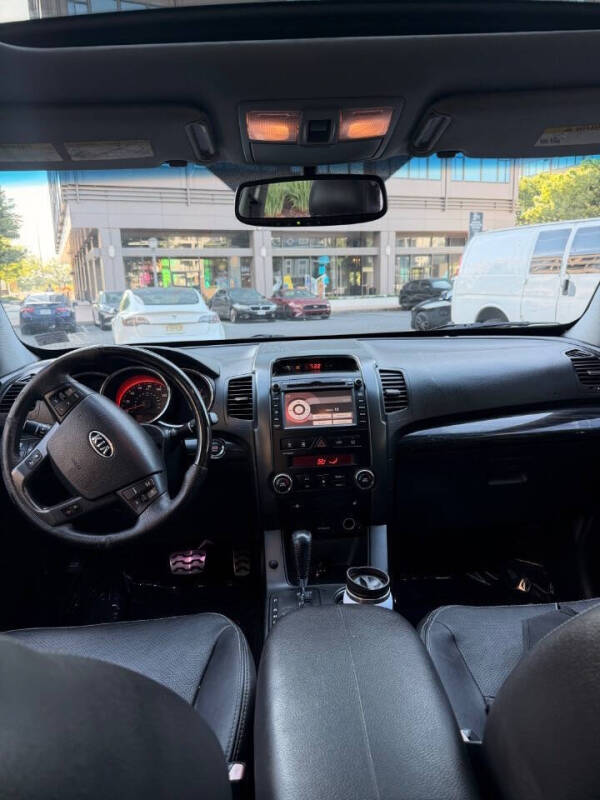 2012 Kia Sorento SX