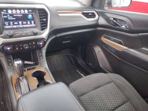 2017 GMC Acadia SLE-2