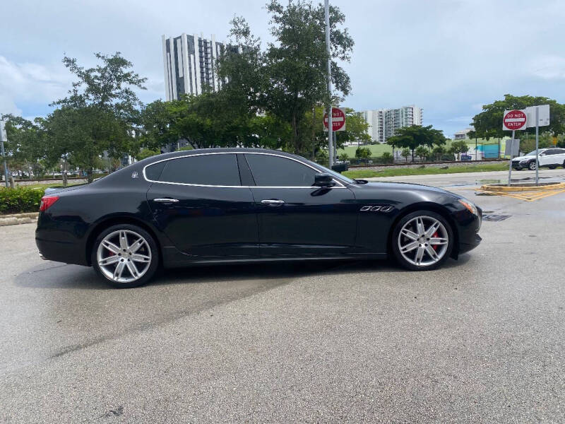 2014 Maserati Quattroporte S photo 22