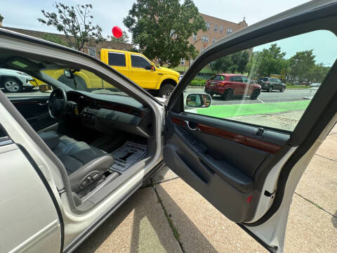 2004 Cadillac DeVille