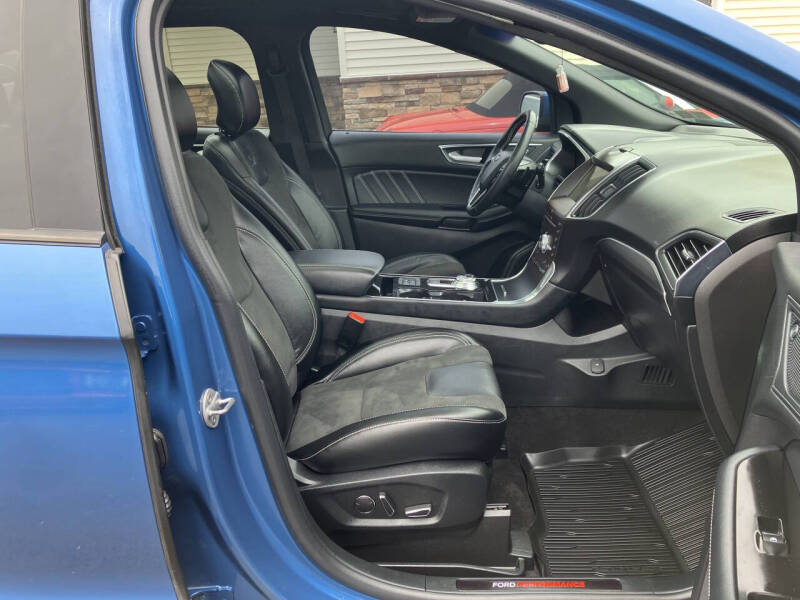 2019 Ford Edge ST