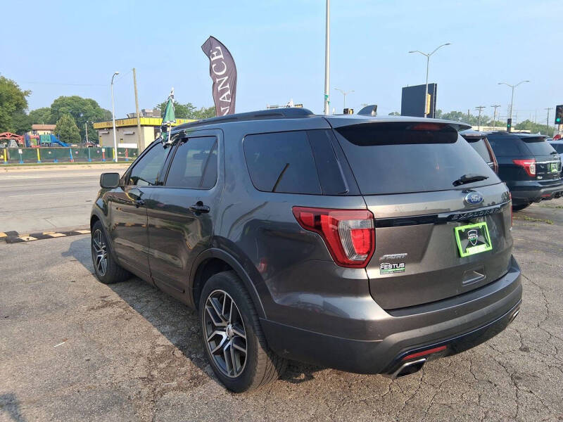 2017 Ford Explorer Sport