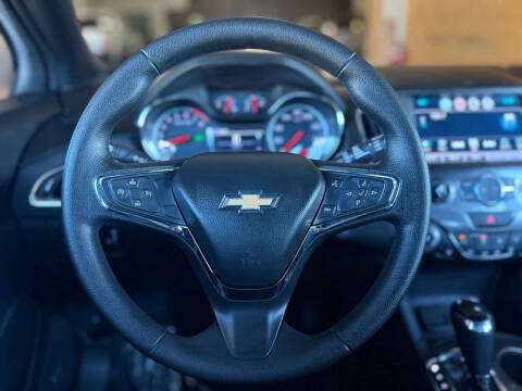 2017 Chevrolet Cruze LT Auto