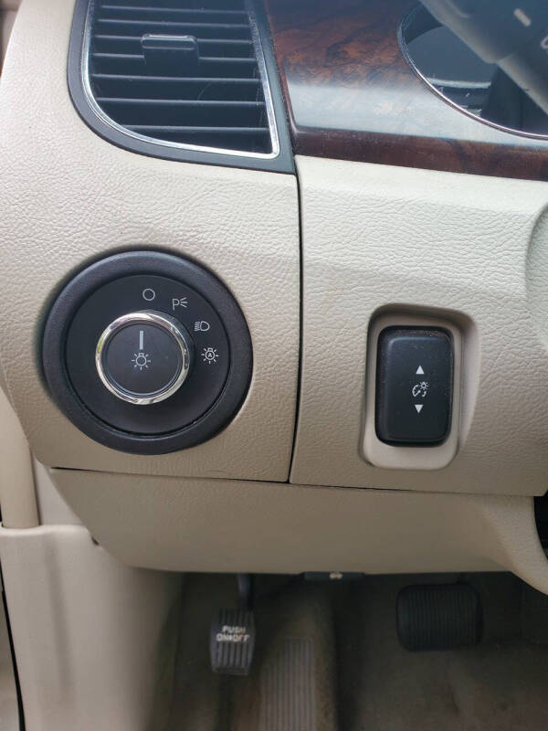 2011 Ford Taurus SEL