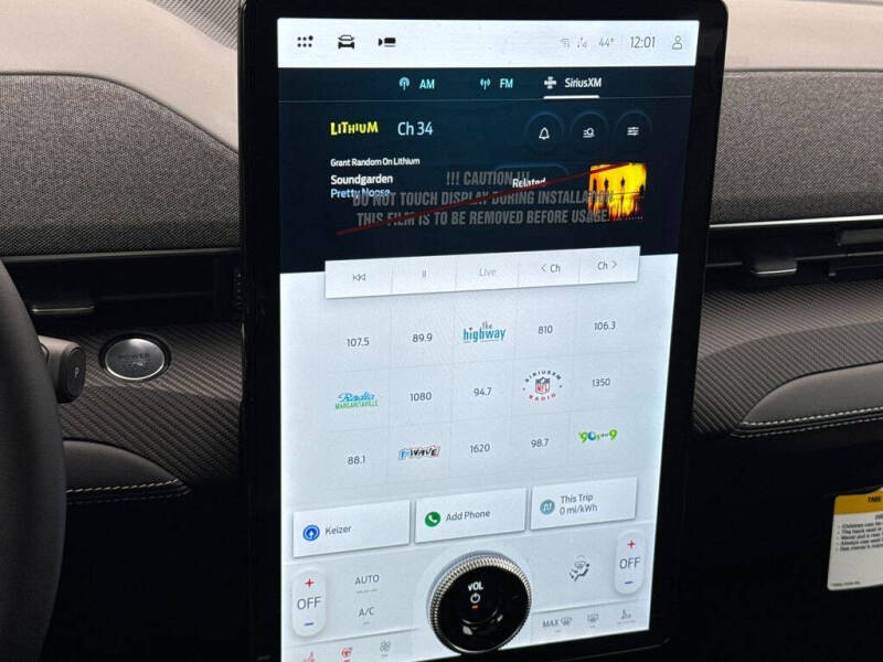 2025 Ford Mustang Mach-E Premium