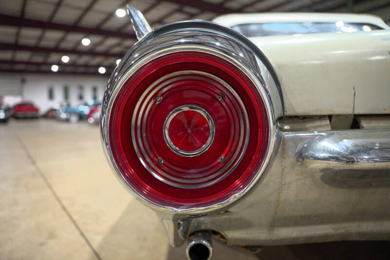 1963 Ford Thunderbird