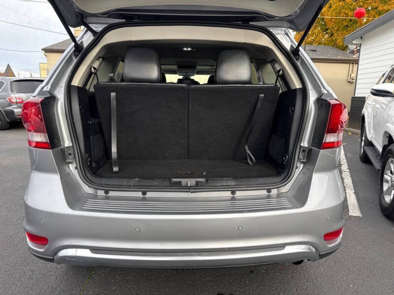 2020 Dodge Journey Crossroad