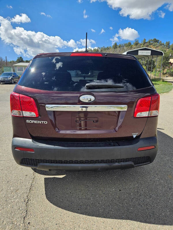 2011 Kia Sorento LX