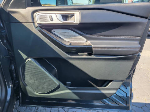 2023 Ford Explorer Platinum