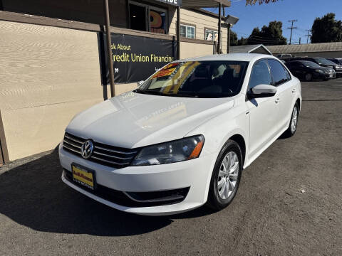 2015 Volkswagen Passat 1.8T Wolfsburg Edition