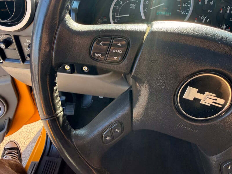 2005 HUMMER H2