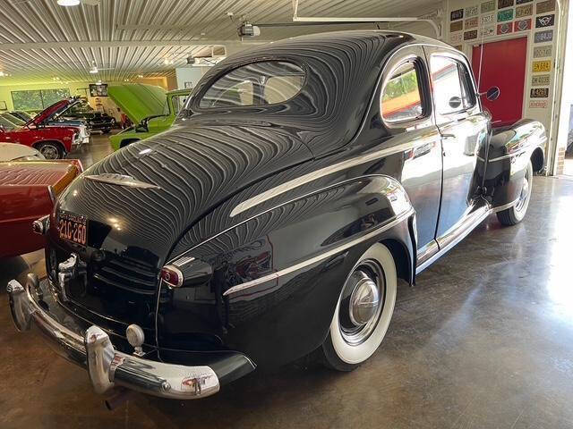1948 Ford Deluxe