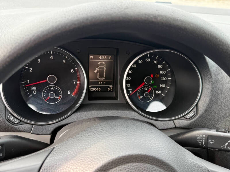 2014 Volkswagen Golf 2.5L PZEV