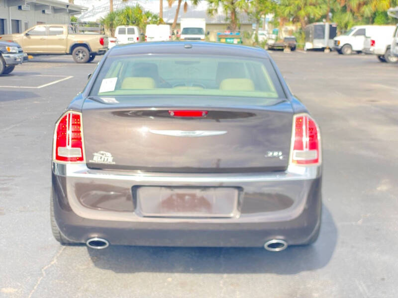 2013 Chrysler 300 C