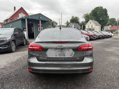 2017 Ford Focus SE