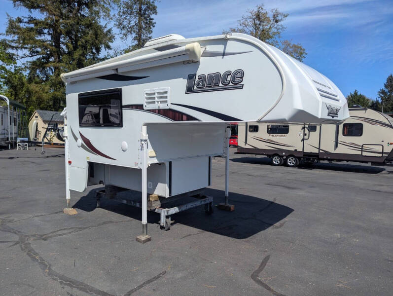 2020 Lance Camper 650 / 15ft