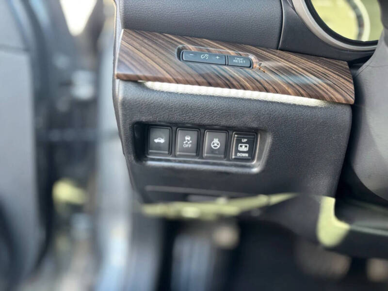 2017 Nissan Maxima Platinum