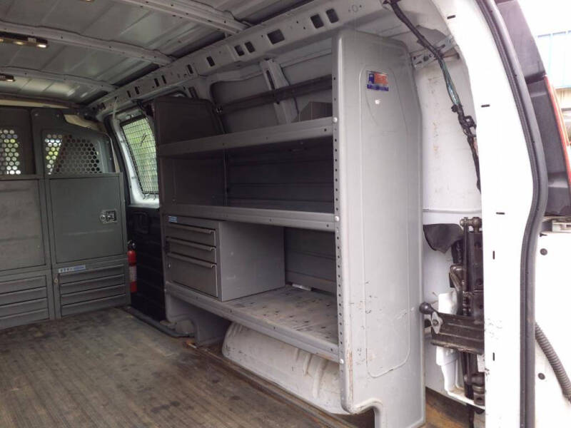 2017 Chevrolet Express 2500