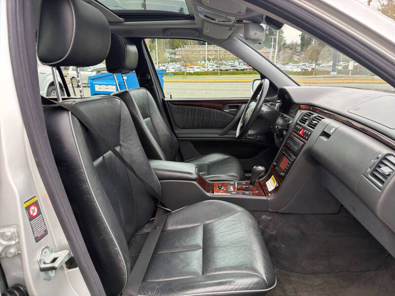 2000 Mercedes-Benz E-Class E 320 4MATIC