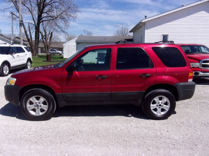 2005 Ford Escape for sale at VANDALIA AUTO SALES in Vandalia MO