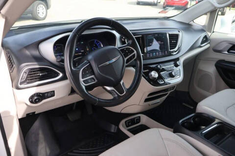 2018 Chrysler Pacifica Hybrid Touring L