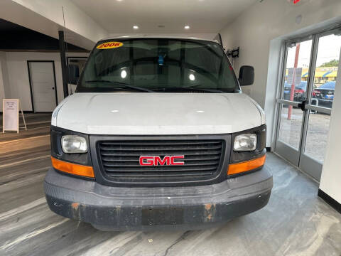 2006 GMC Savana for sale at Eagle Motors of Hamilton, Inc in Hamilton OH