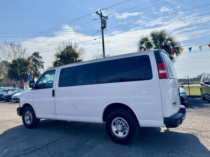 2016 Chevrolet Express 2500